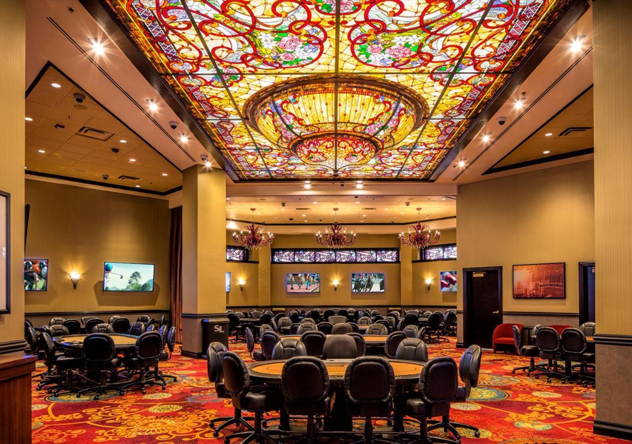 Silver Legacy Reno Resort Casino At The Row Extérieur photo